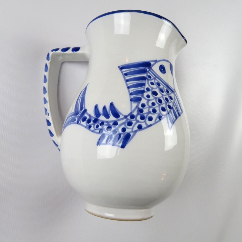 Vtg Tunisian handpainted handmade ceramic decorative white blue fish pitcher - Picture 3 of 6